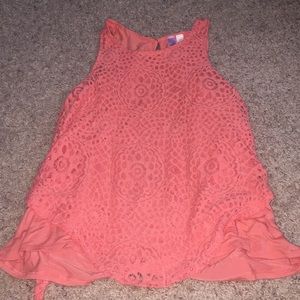 pink tank with designs